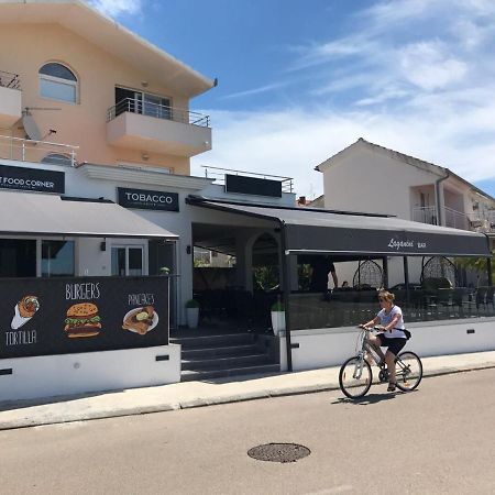 Apartments Villa Marina روغوزنيكا المظهر الخارجي الصورة