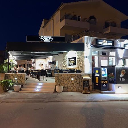 Apartments Villa Marina روغوزنيكا المظهر الخارجي الصورة
