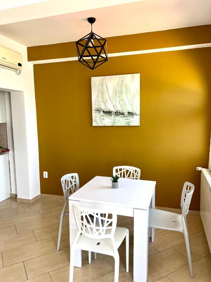 Apartments Villa Marina روغوزنيكا المظهر الخارجي الصورة