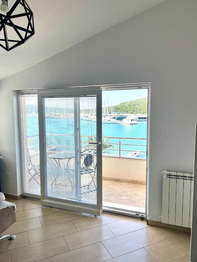 Apartments Villa Marina روغوزنيكا المظهر الخارجي الصورة